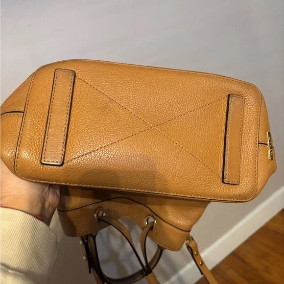 MILLY Astor Leather Drawstring Bucket Handbag Caramel Crossbody Shoulder Bag - Picture 4 of 11